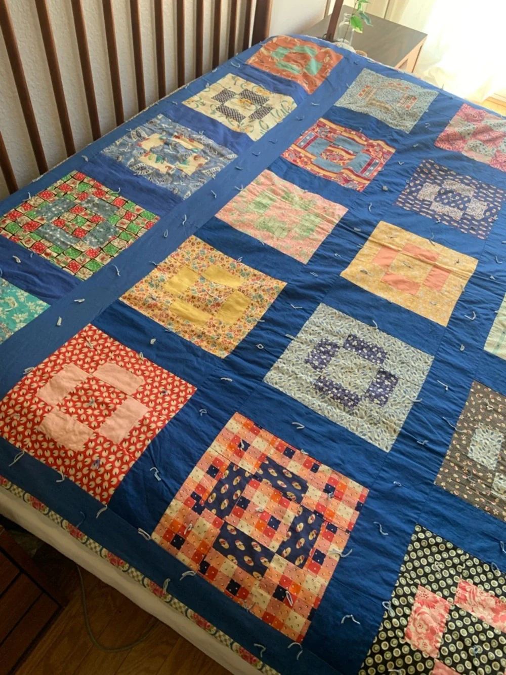 Vintage Handmade Patchwork Quilt Bedspread in Blue